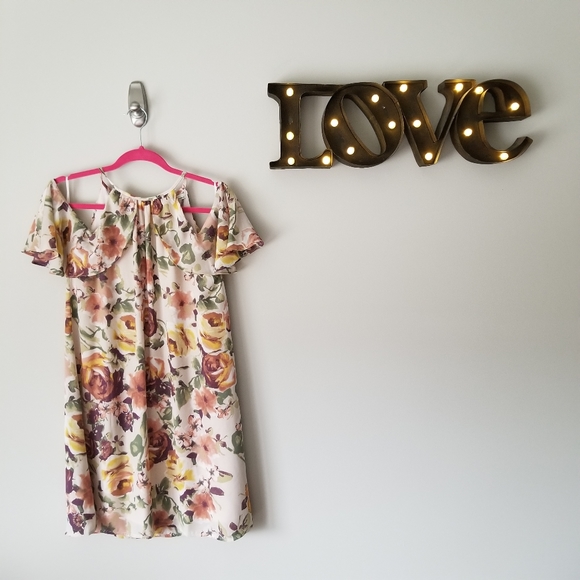 june & hudson Dresses & Skirts - Cold Shoulder Dress